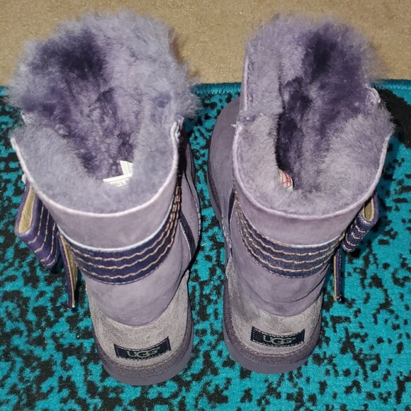 UGG Shearling-Lined Purple Boots, Size 6, NWOB - Picture 5 of 9